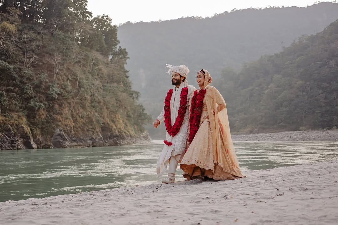 Post 10 by Mansi sharma | Bridal Makeup Artist on Instagram (carousel)