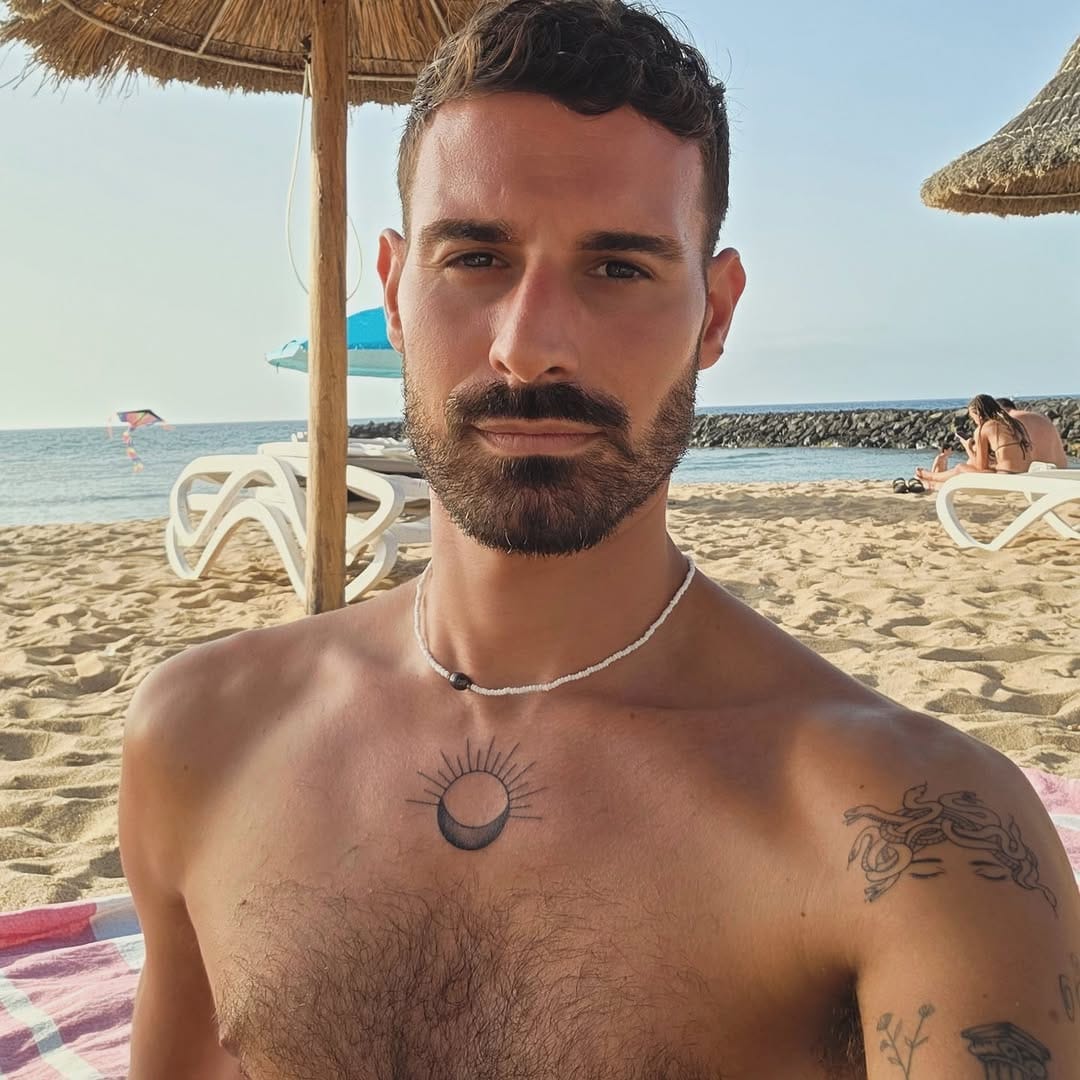 Post 8 by Marco Oompoli on Instagram (image)