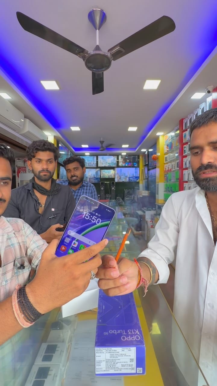 Post 9 by DEEPA MOBILE on Instagram (video)
