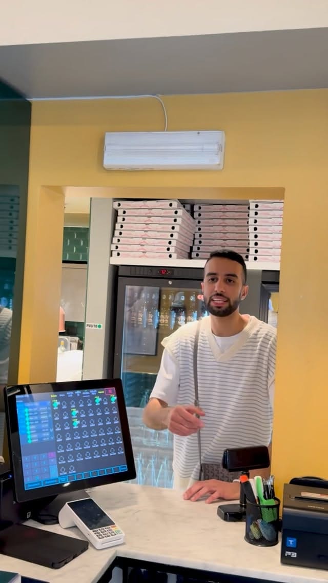 Post 3 by Younes Naim on Instagram (video)