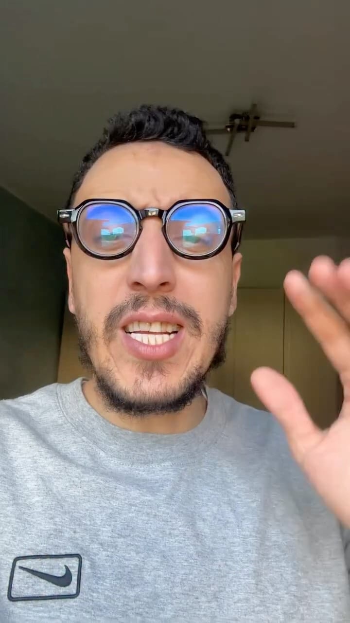 Post 4 by Younes Naim on Instagram (video)