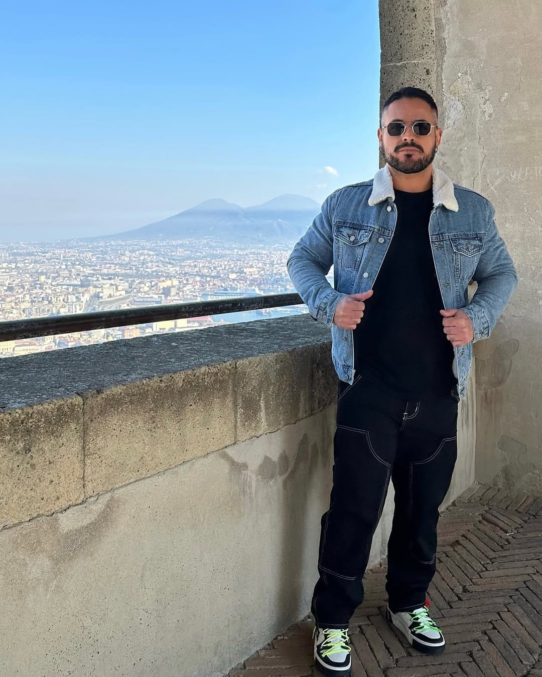 Post 9 by 𝑇𝑜𝑛𝑦 𝐸𝑣𝑎𝑛𝑠 on Instagram (image)