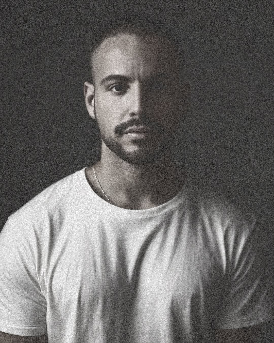 Post 4 by 𝑇𝑜𝑛𝑦 𝐸𝑣𝑎𝑛𝑠 on Instagram (image)