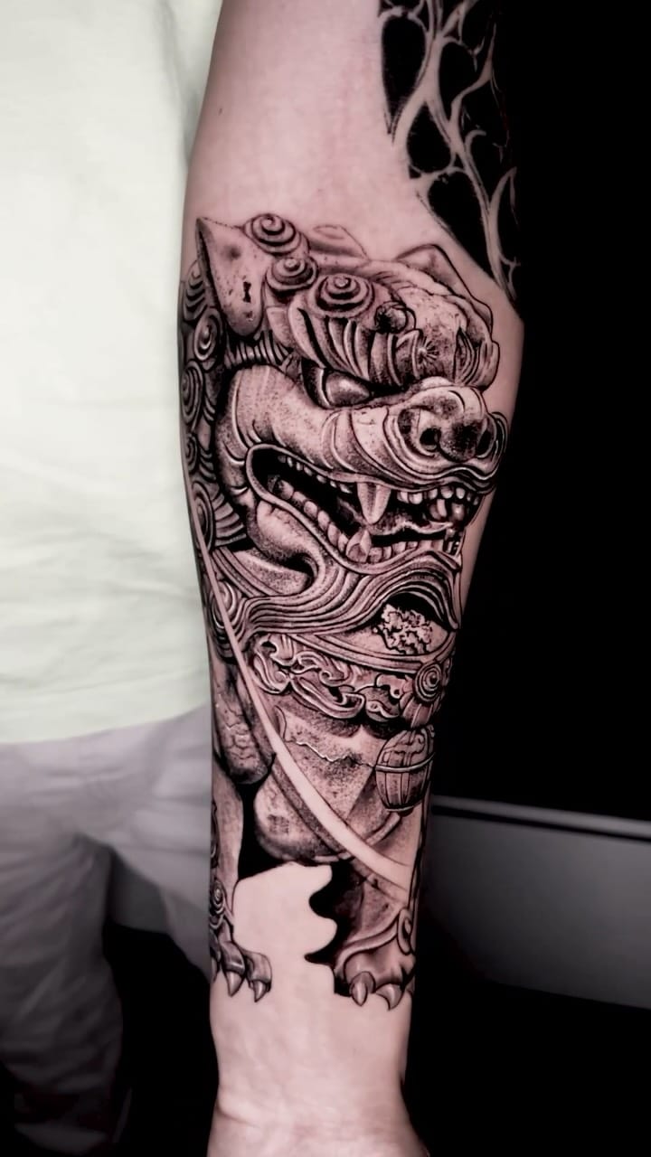 Post 3 by Mirror  Tattoo studio on Instagram (video)
