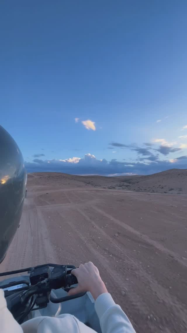 Post 3 by 𝒜𝓁𝑒✈️ on Instagram (video)