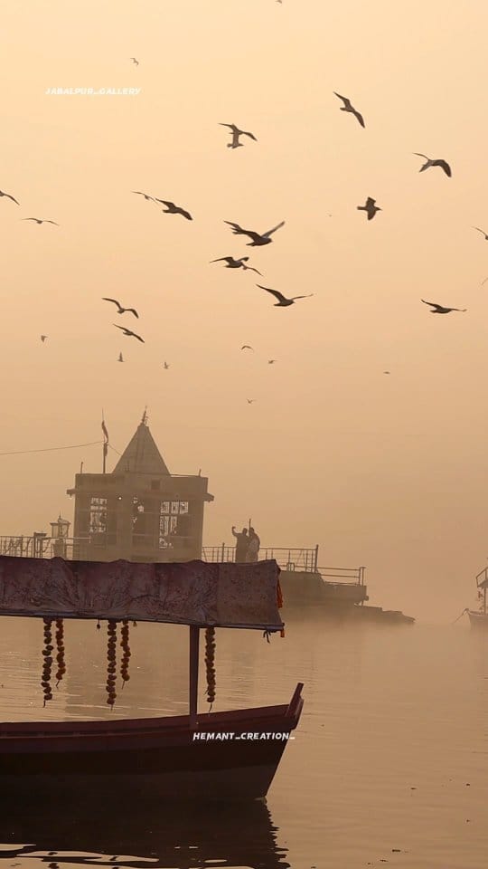 Post 10 by Hemant Sahu on Instagram (video)