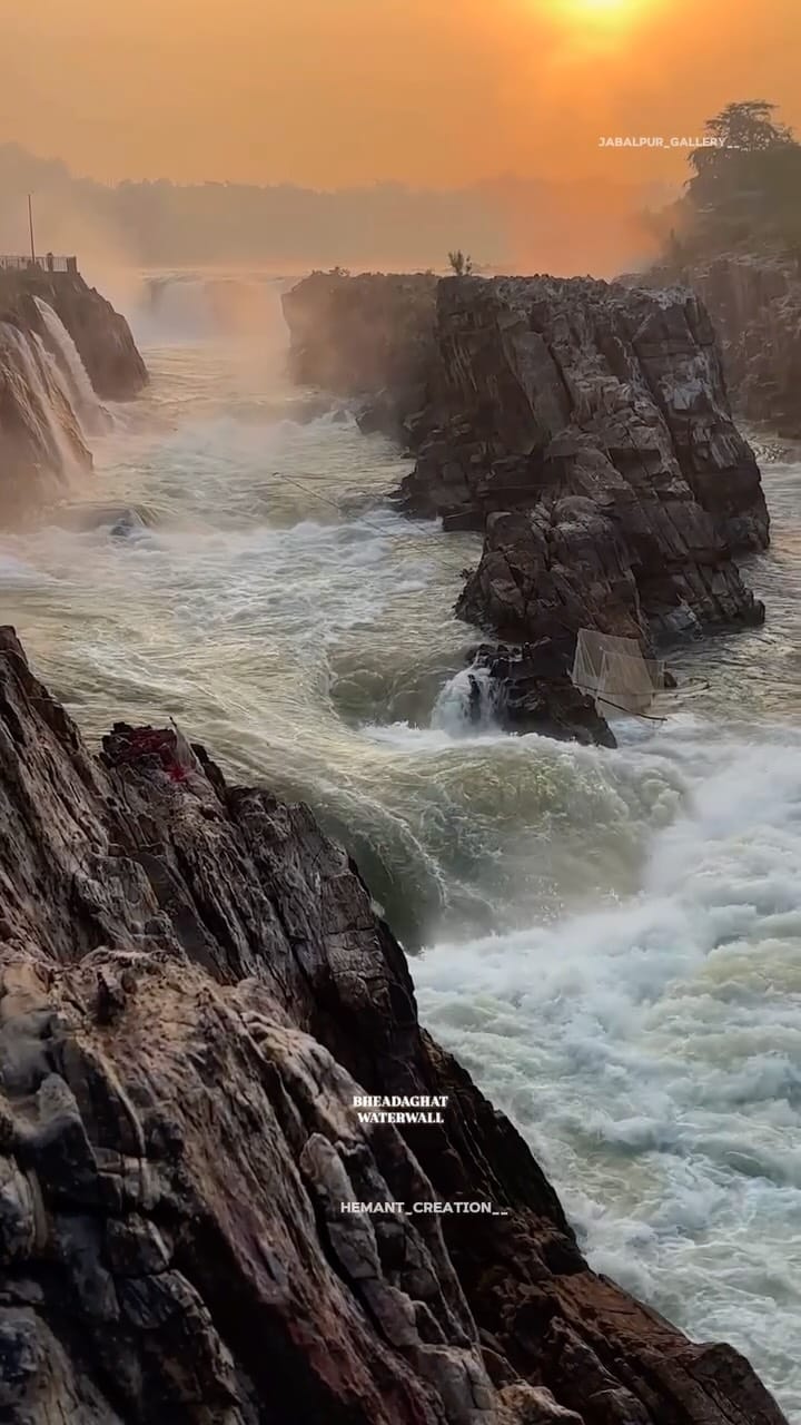 Post 9 by Hemant Sahu on Instagram (video)