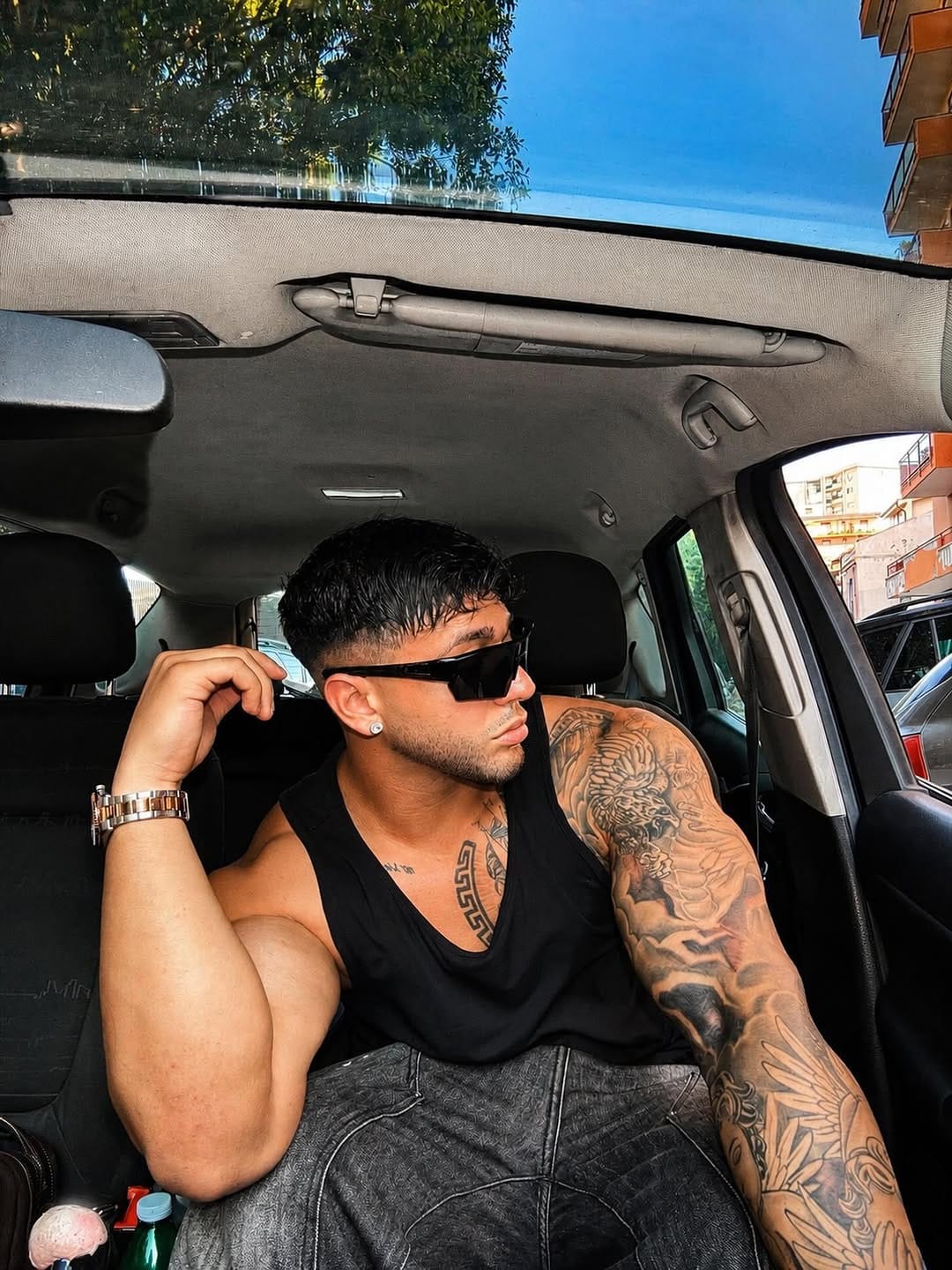 Post 7 by Valentino Molina Cinà🇮🇹🇨🇴 on Instagram (image)
