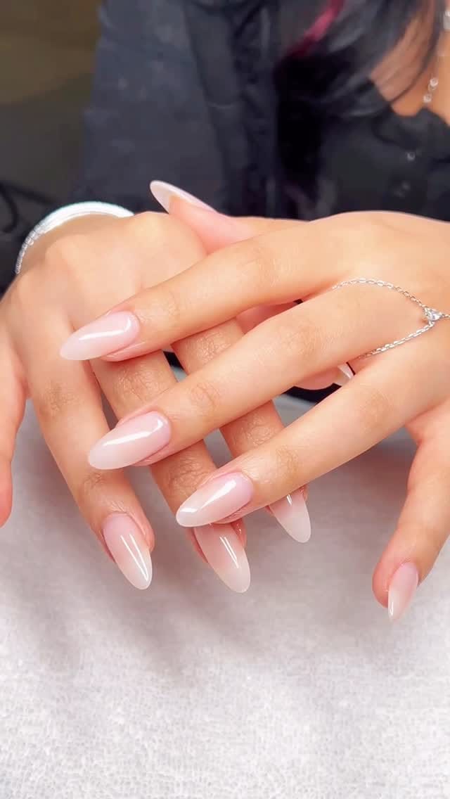 Post 7 by BOMBSHELL💣🐚 on Instagram (video)