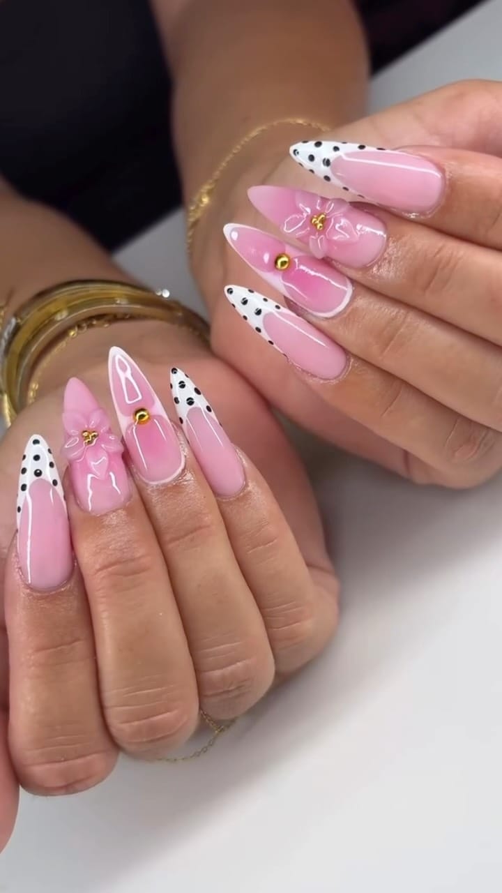 Post 1 by BOMBSHELL💣🐚 on Instagram (video)