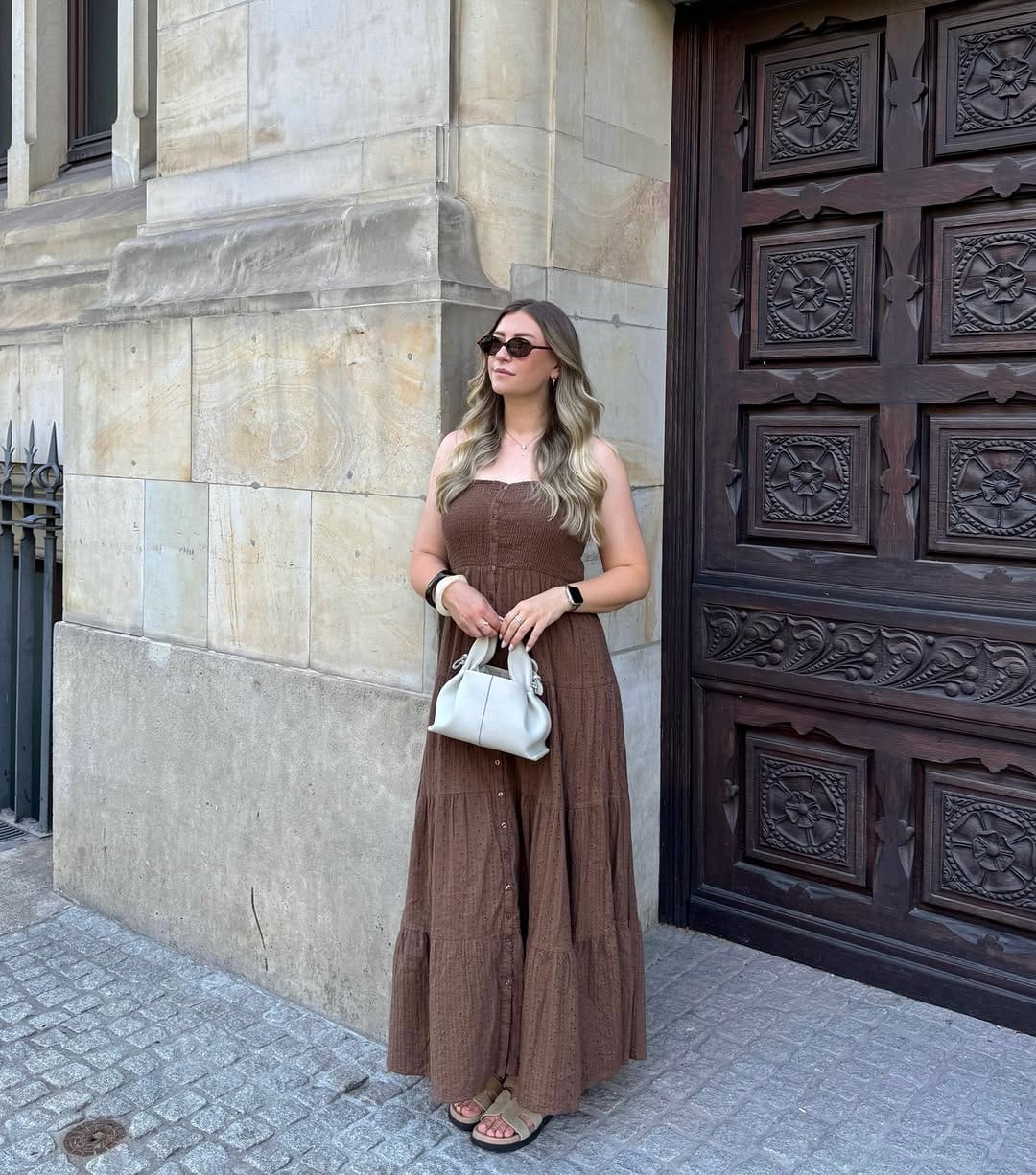 Post 7 by JENNI on Instagram (image)