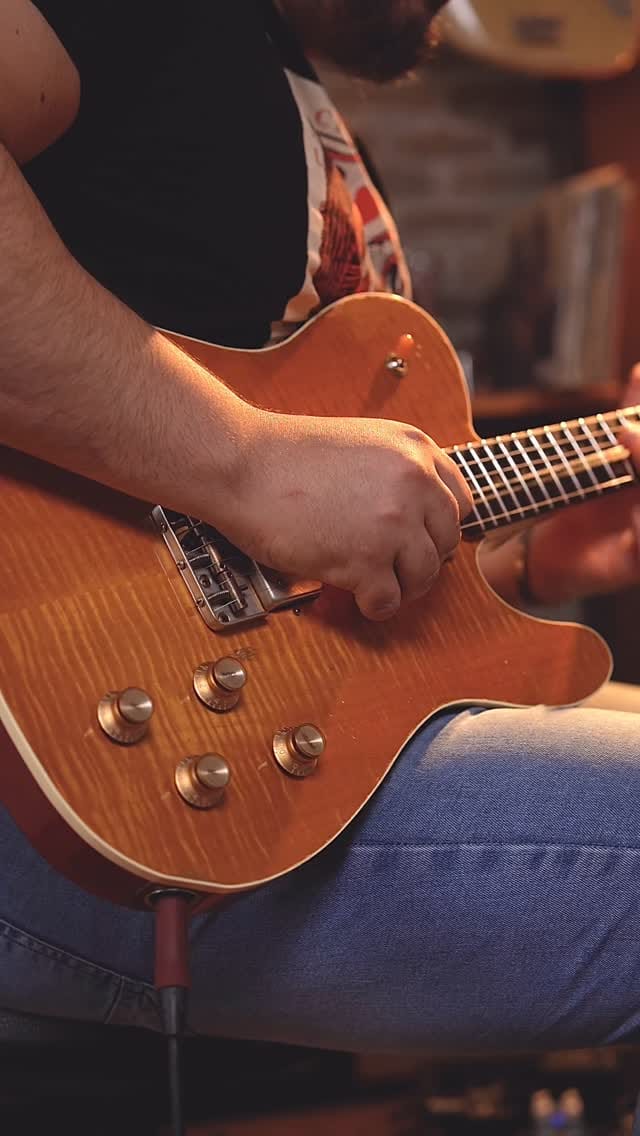 Post 8 by Macmull Guitars 🇮🇱 on Instagram (video)