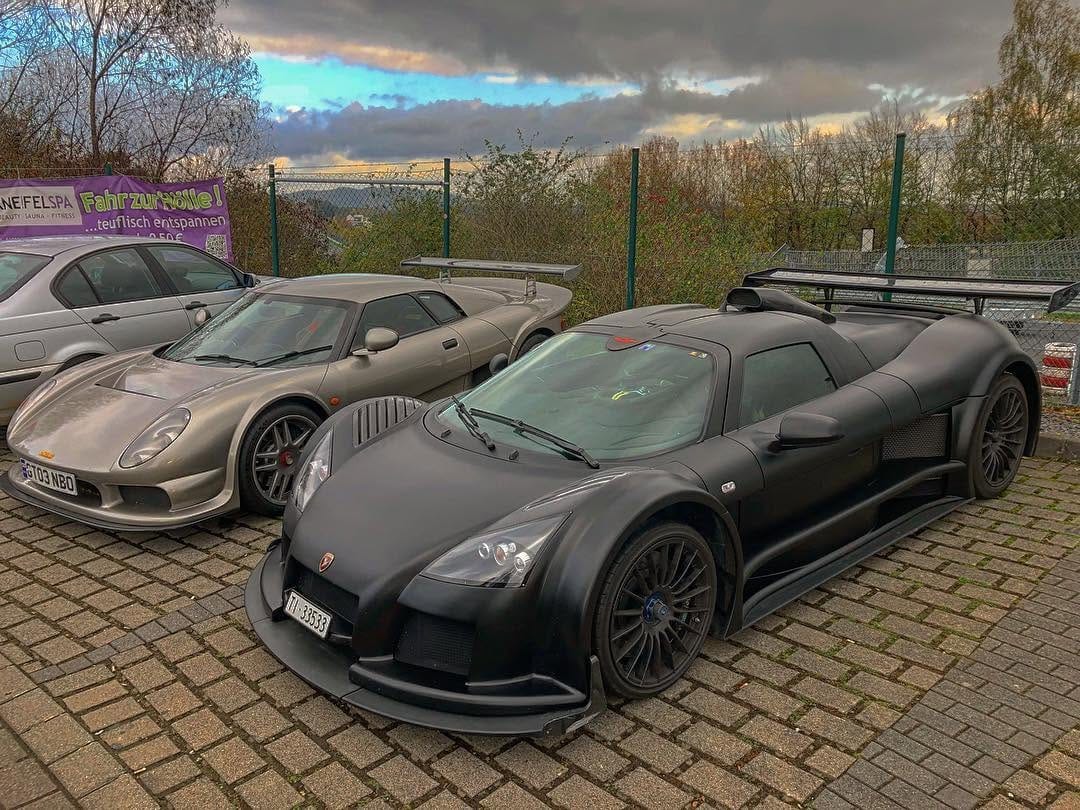 Post 10 by @cars.girls.and.watches on Instagram (image)