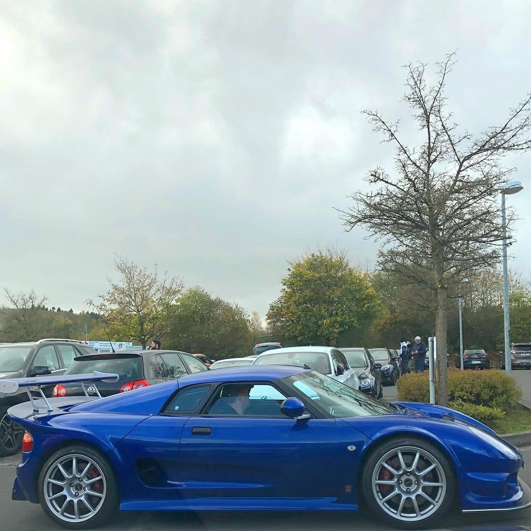 Post 7 by @cars.girls.and.watches on Instagram (image)