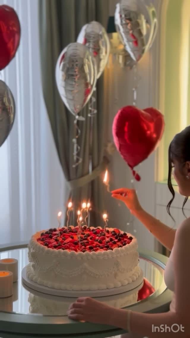 Post 8 by کوکی کیک بوشهر |آموزش|سفارش|کیک بوشهر|راحله سرملی on Instagram (video)