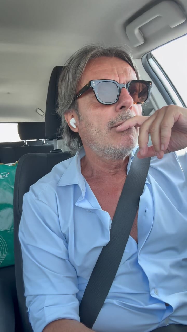Post 2 by Carlo Vanoni on Instagram (video)