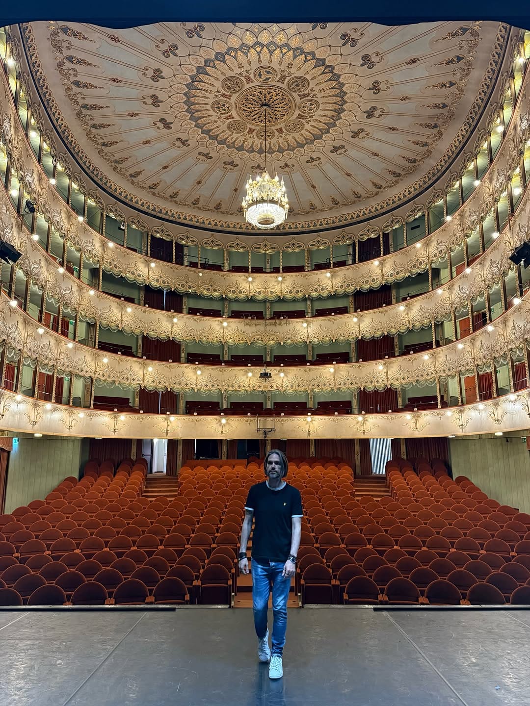 Post 9 by Denis Coppiello on Instagram (carousel)