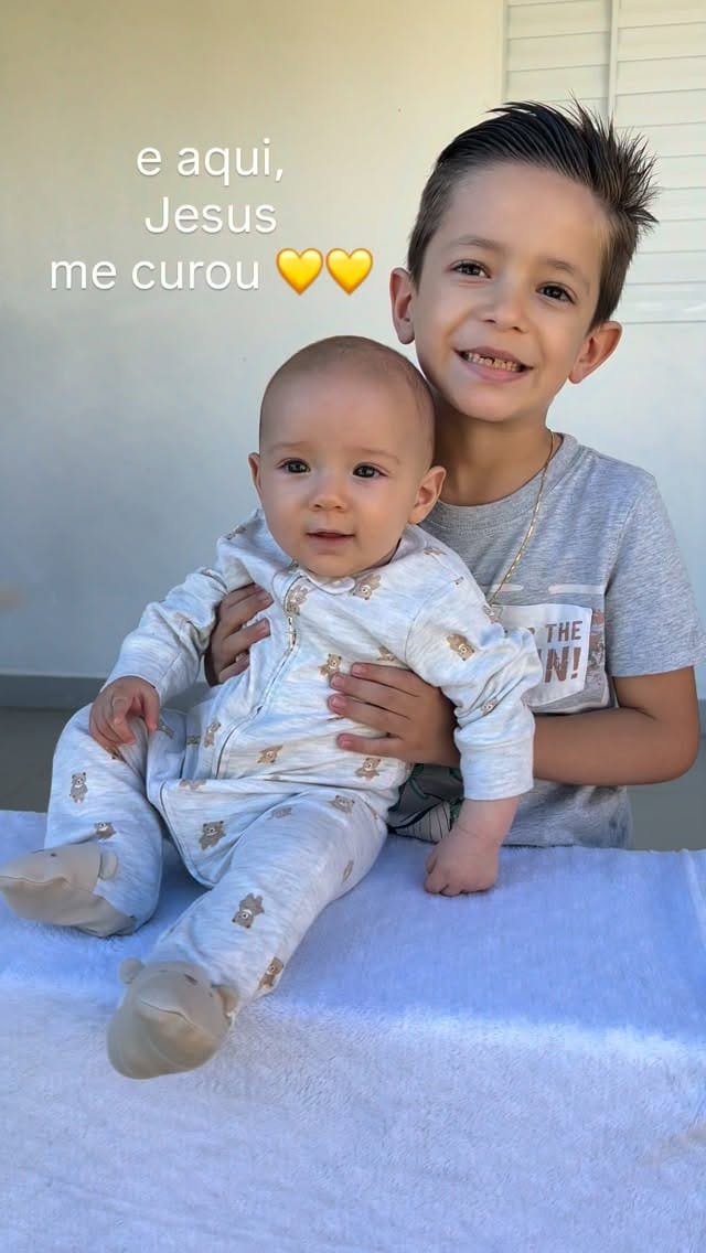 Post 2 by Macri on Instagram (video)