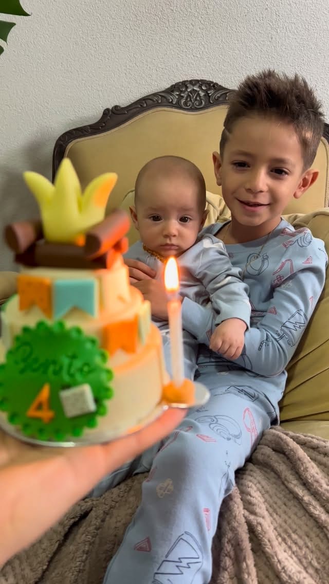 Post 6 by Macri on Instagram (video)