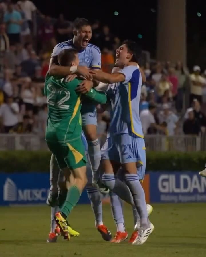 Post 5 by Josh Cohen on Instagram (video)