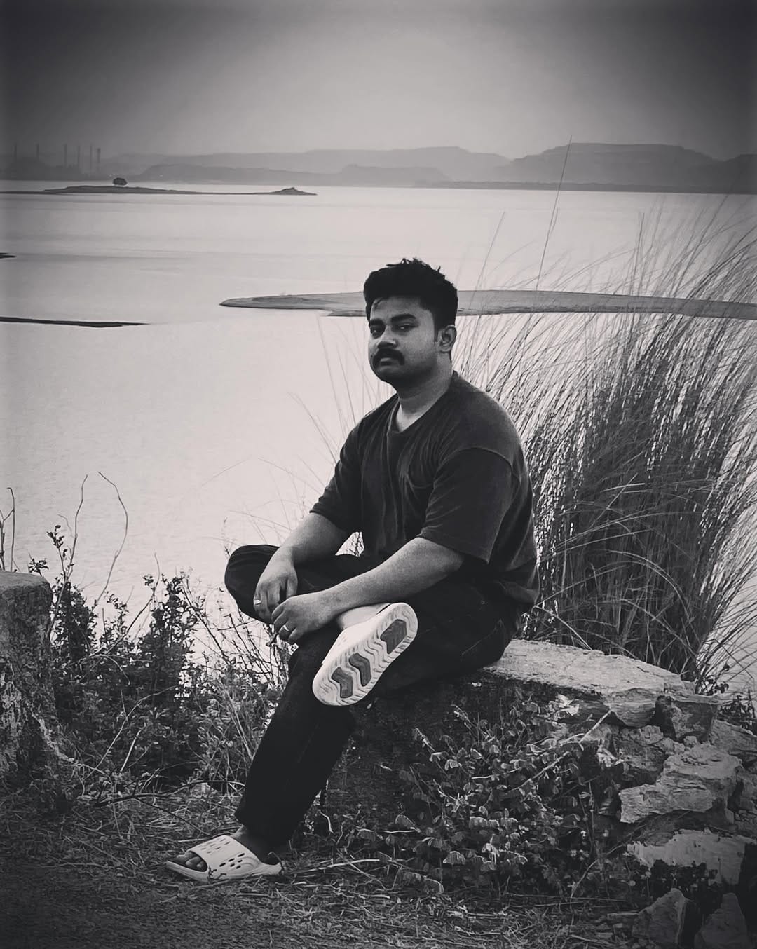Post 5 by 𝕾𝖆𝖓𝖌𝖊𝖊𝖙 on Instagram (image)