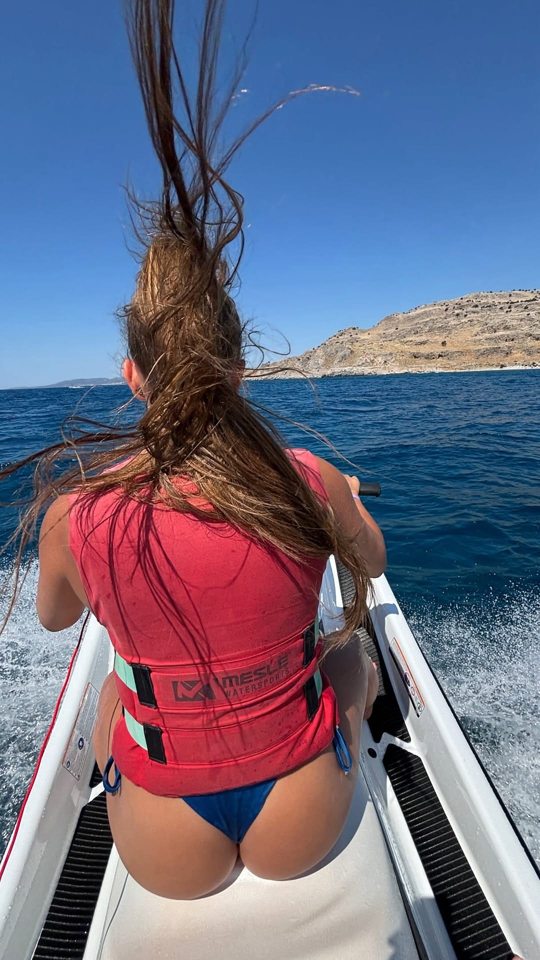 Post 2 by 𝒟𝒶𝓃𝒾𝑒𝓁𝒶 𝒯𝑜𝓉𝒽𝑜𝓋𝒶 on Instagram (video)