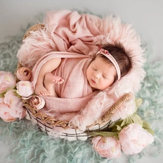 Post 5 by Babies_yellow on Instagram (image)