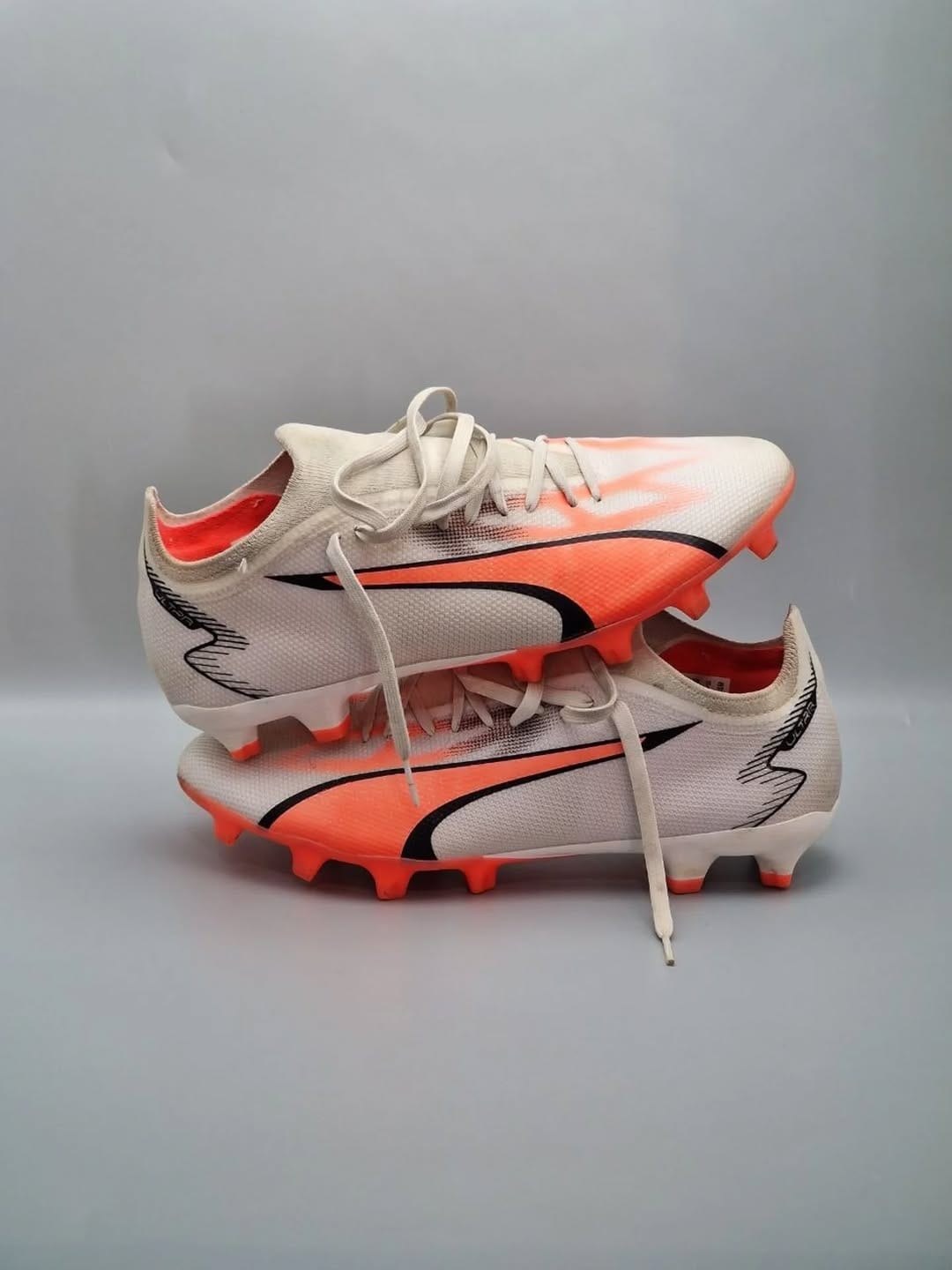 Post 1 by Soulier football on Instagram (carousel)