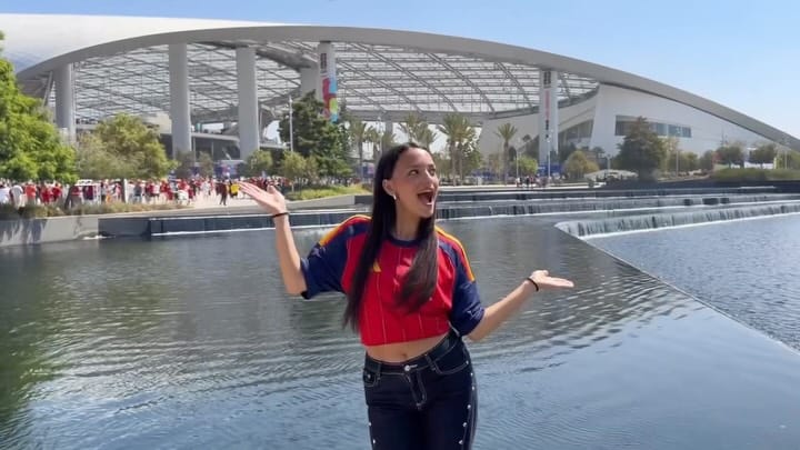 Post 2 by Aurora D'Innocenzo on Instagram (video)