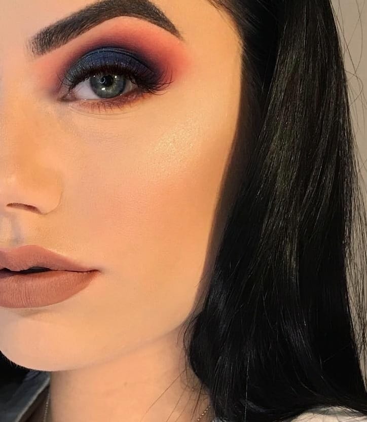 Post 4 by Makeup Revolution on Instagram (image)