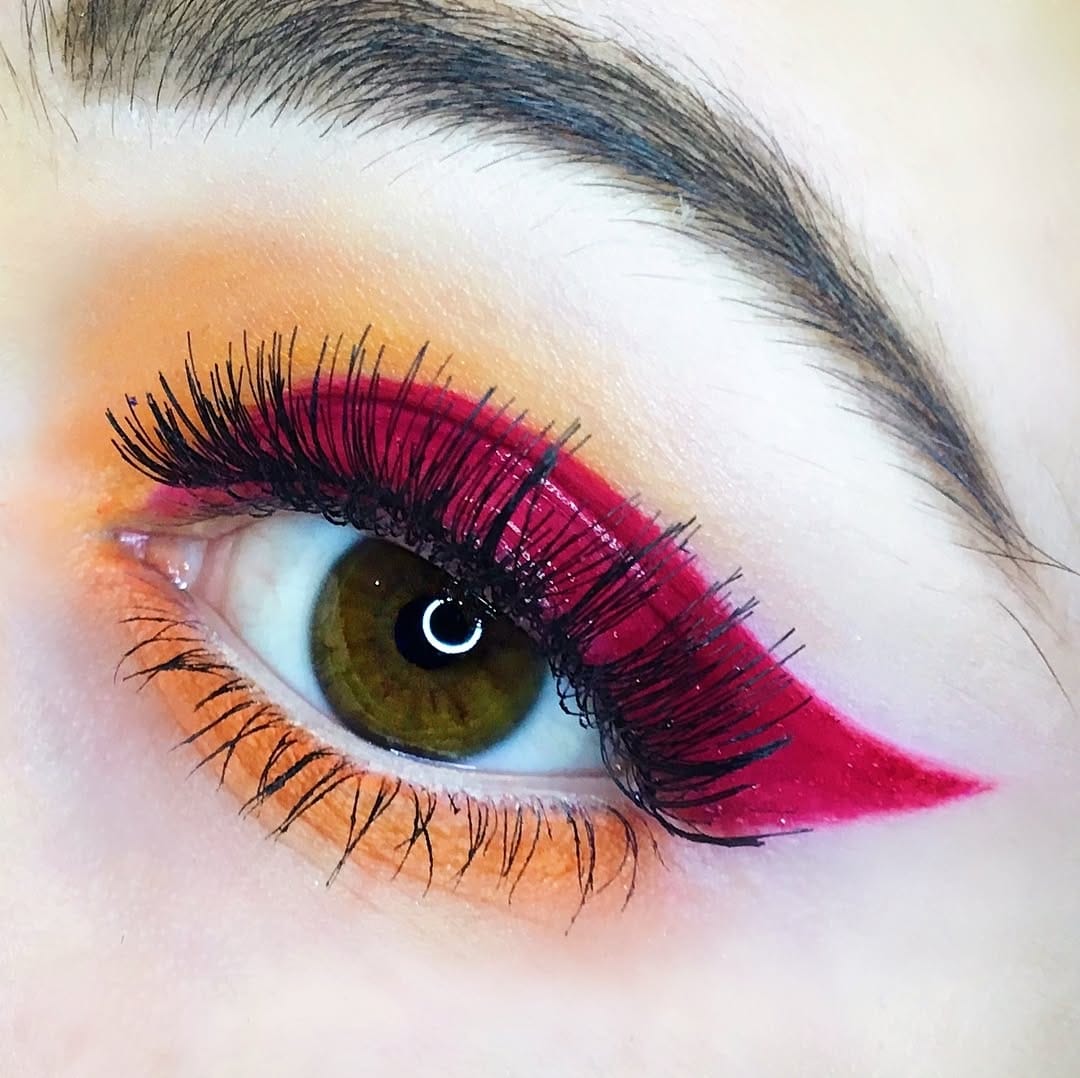 Post 9 by Makeup Revolution on Instagram (image)