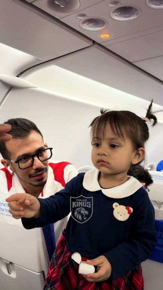 Post 8 by Pravin Dubey on Instagram (video)