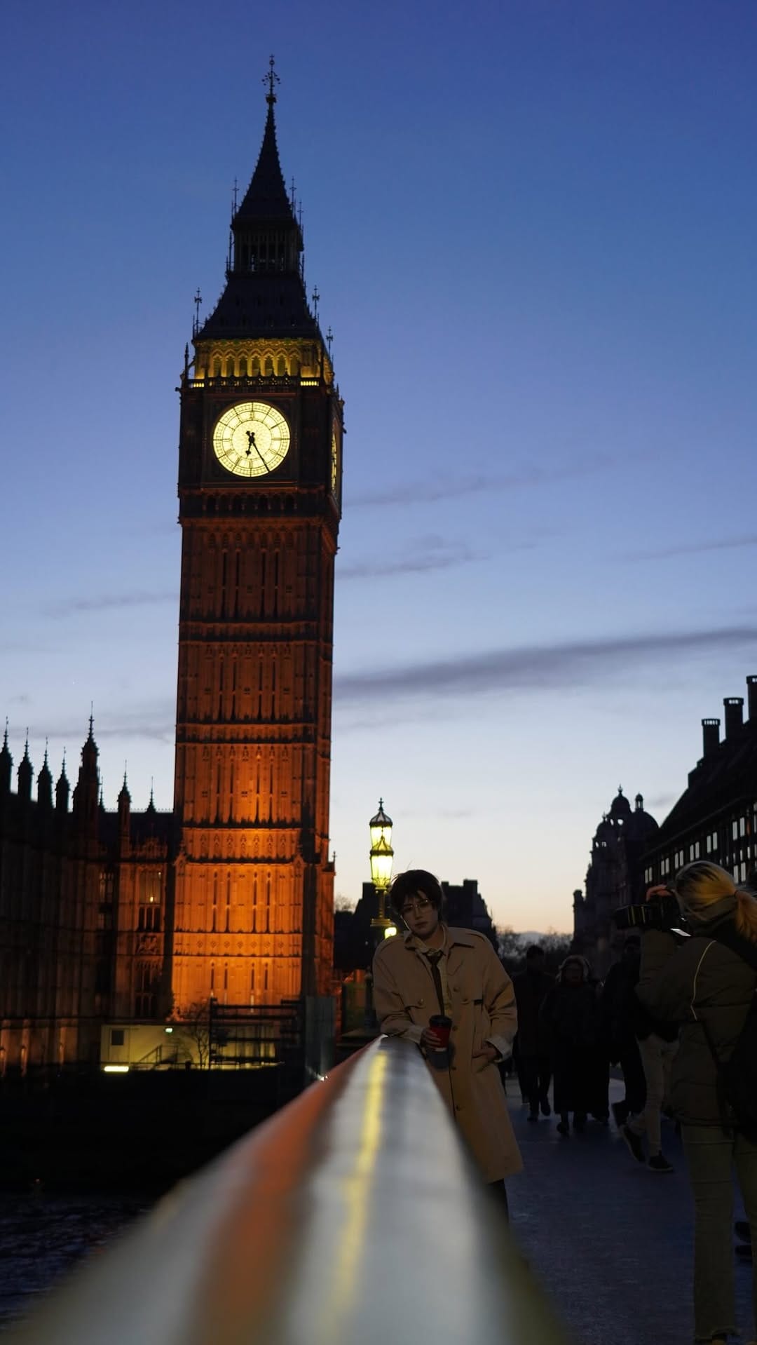 Post 10 by Mo | life in London on Instagram (video)
