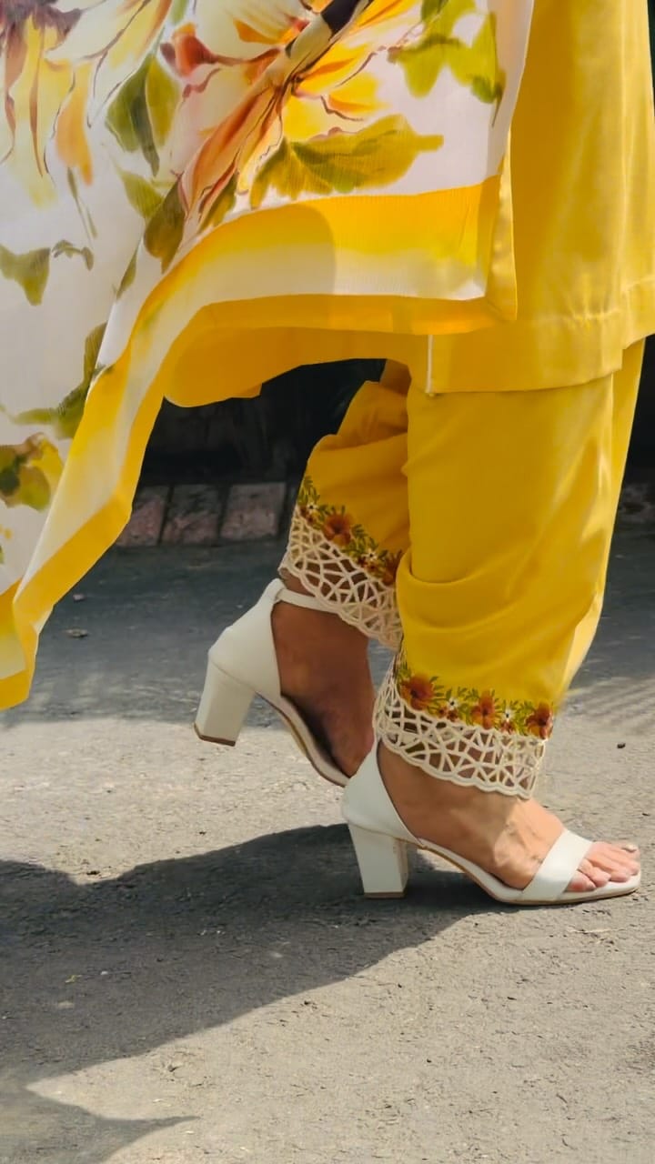 Post 2 by Label Bindu Randhawa on Instagram (video)