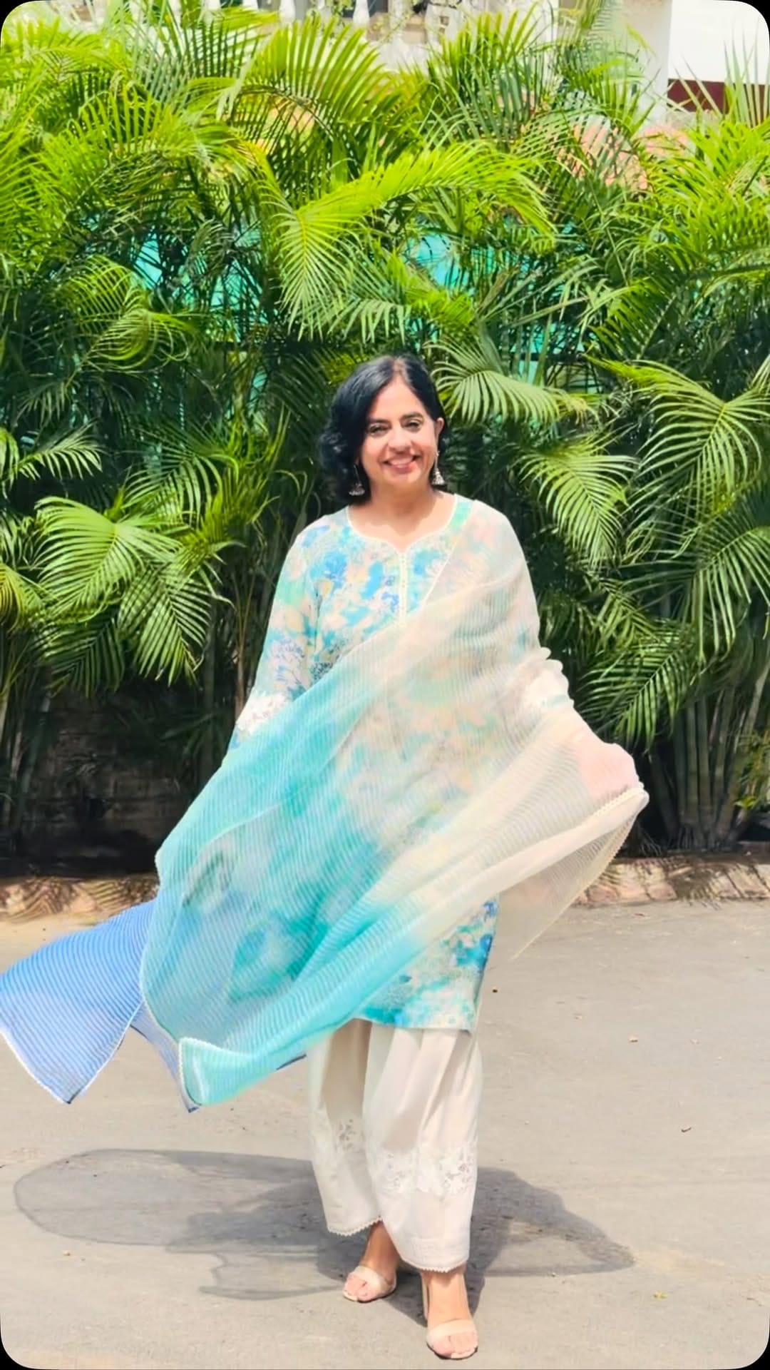 Post 5 by Label Bindu Randhawa on Instagram (video)