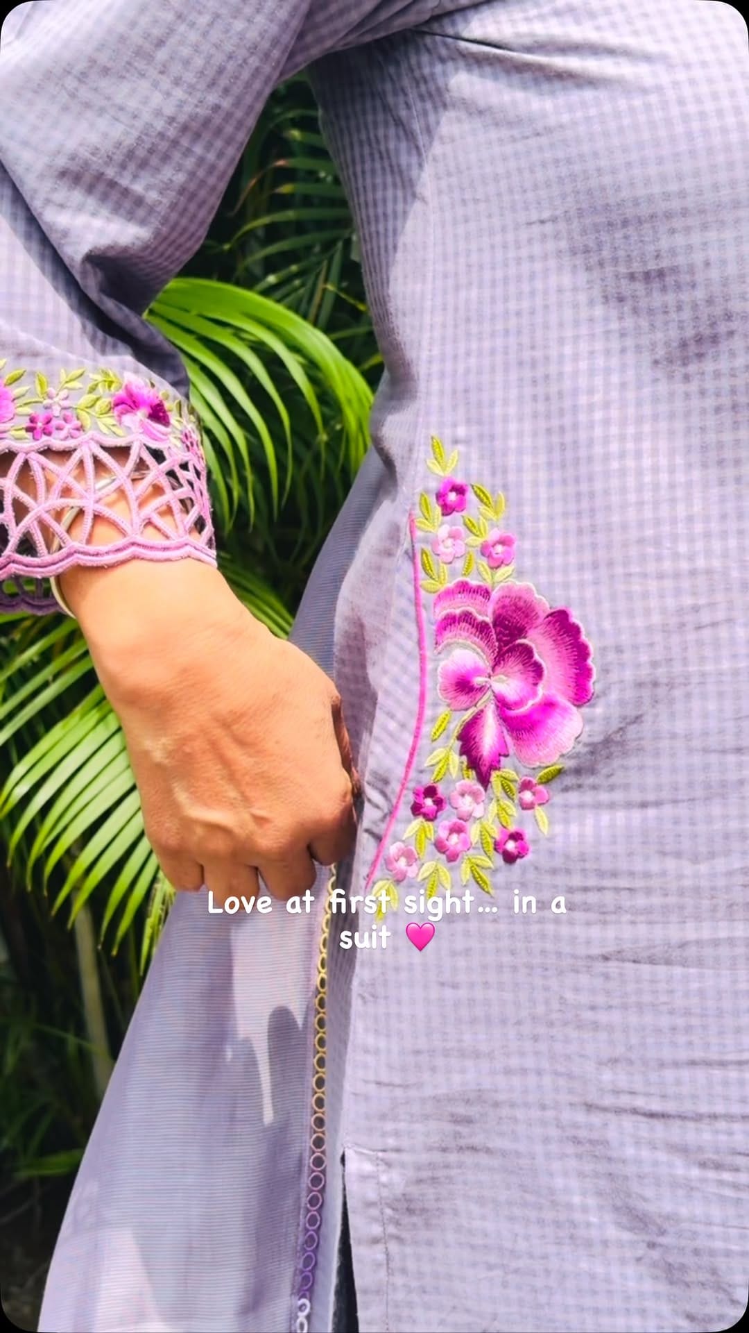 Post 1 by Label Bindu Randhawa on Instagram (video)