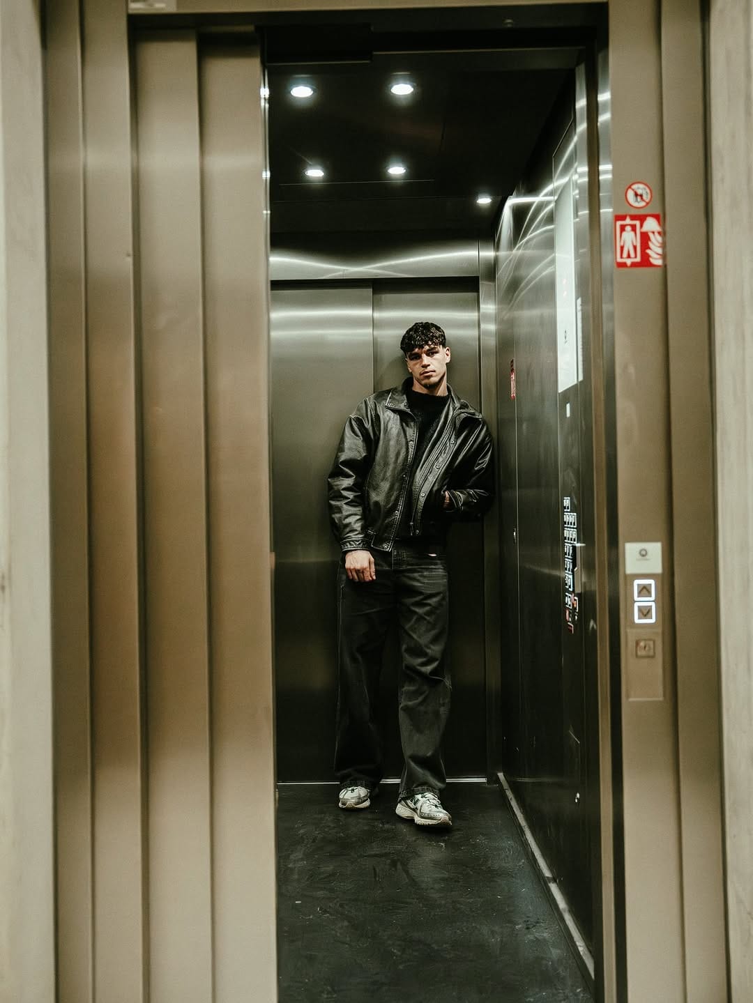 Post 9 by 𝙼 | 𝙼 𝙰 𝚂 𝚃 𝙸 𝙻 on Instagram (carousel)