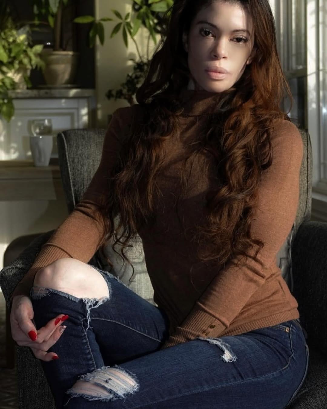 Post 6 by Devereaux Paige -Model/Actress on Instagram (image)