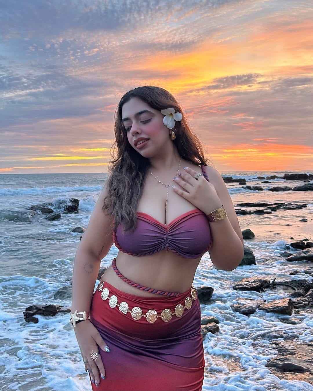 Post 8 by 𝐕𝐈𝐌𝐈 𝐏𝐔𝐍𝐉𝐀𝐁𝐈 | FASHION BEAUTY LIFESTYLE on Instagram (carousel)