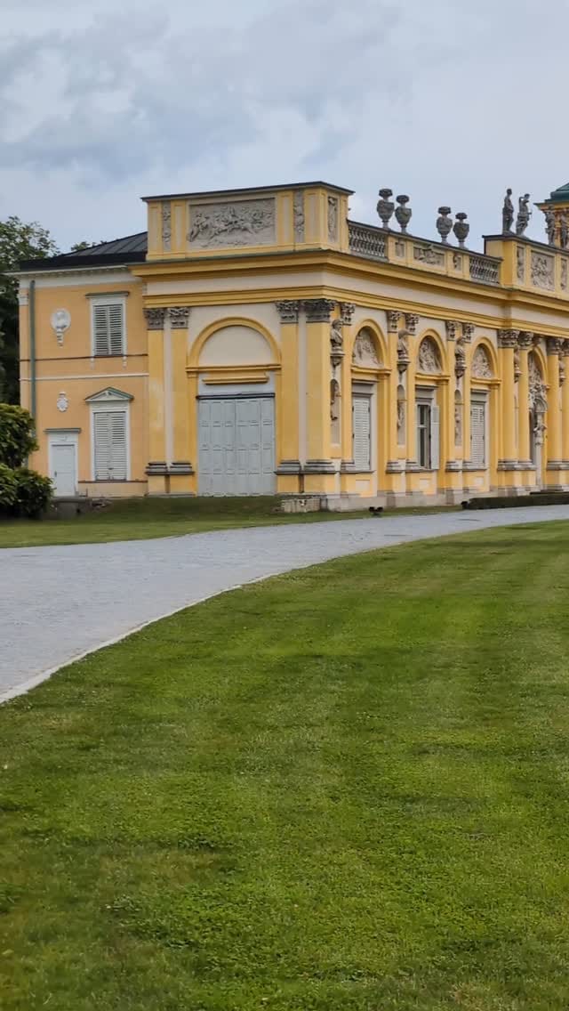 Post 9 by Stefano La Rosa on Instagram (video)