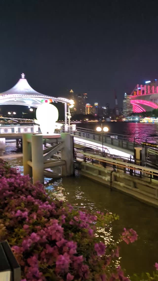Post 4 by Stefano La Rosa on Instagram (video)