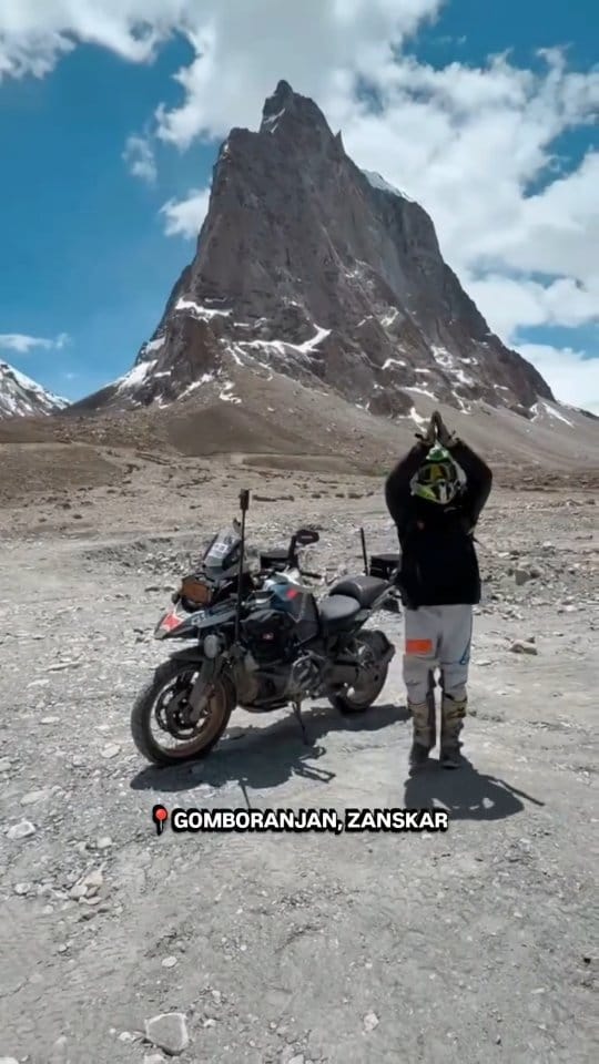 Post 9 by Super Moto Outfits on Instagram (video)