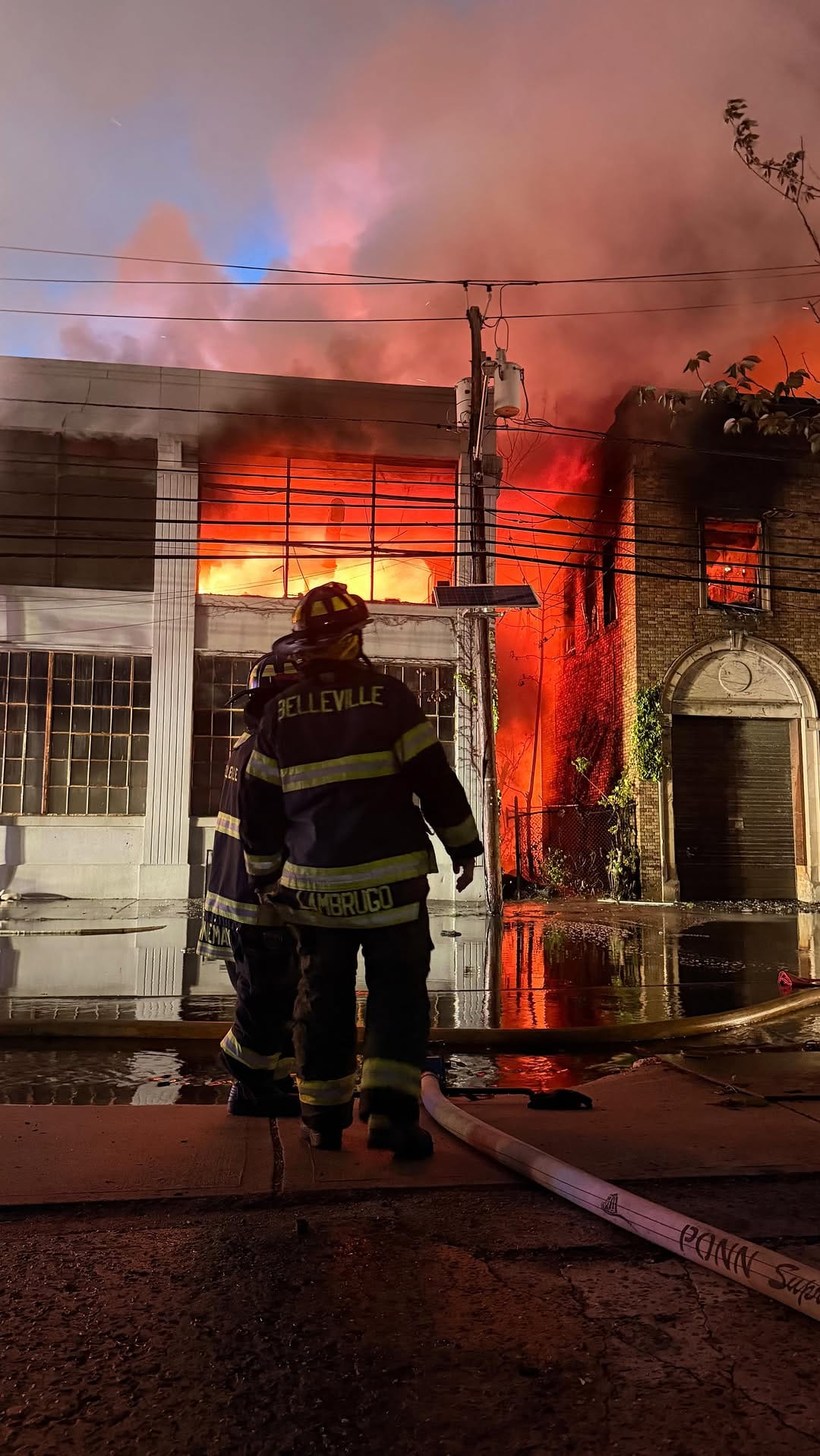 Post 5 by FDNY Photos on Instagram (video)