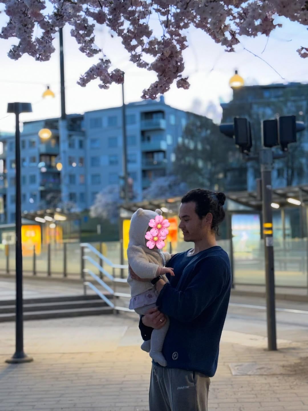 Post 9 by Zabi on Instagram (image)