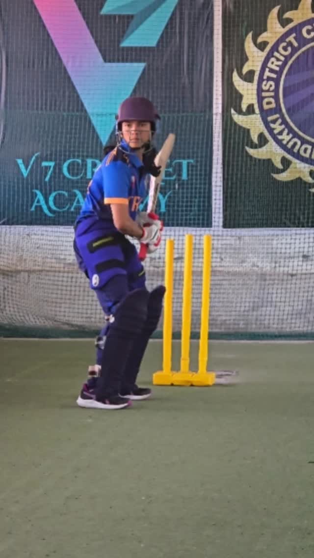 Post 7 by Aleena Surendran on Instagram (video)