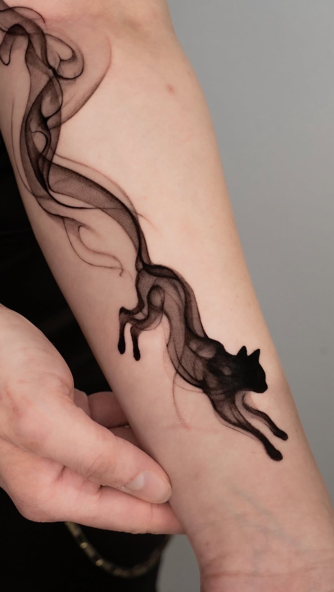 Post 3 by Federico Minafra | Smoke Tattoo Roma on Instagram (video)