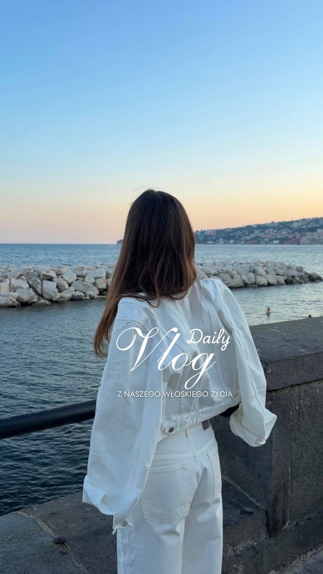 Post 1 by Aleksandra • Italia • Napoli on Instagram (video)
