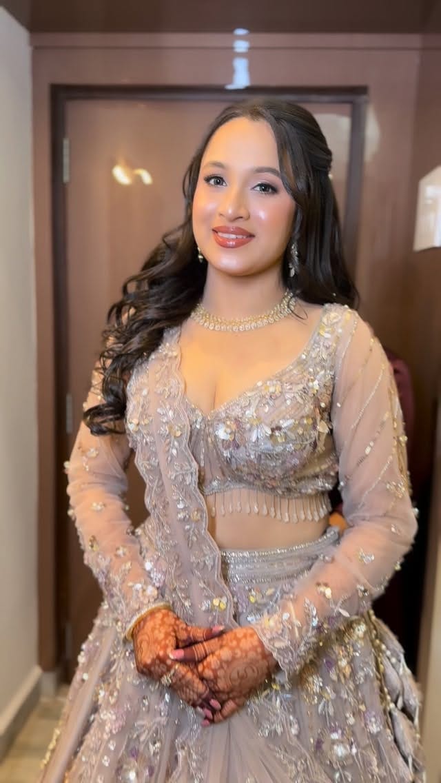 Post 9 by Makeup Artist | Bridal | Mehndi | Wedding | Fashion | Party on Instagram (video)
