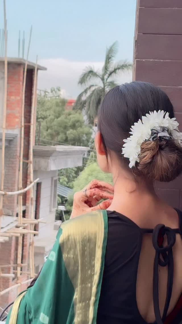 Post 3 by amisha rai on Instagram (video)