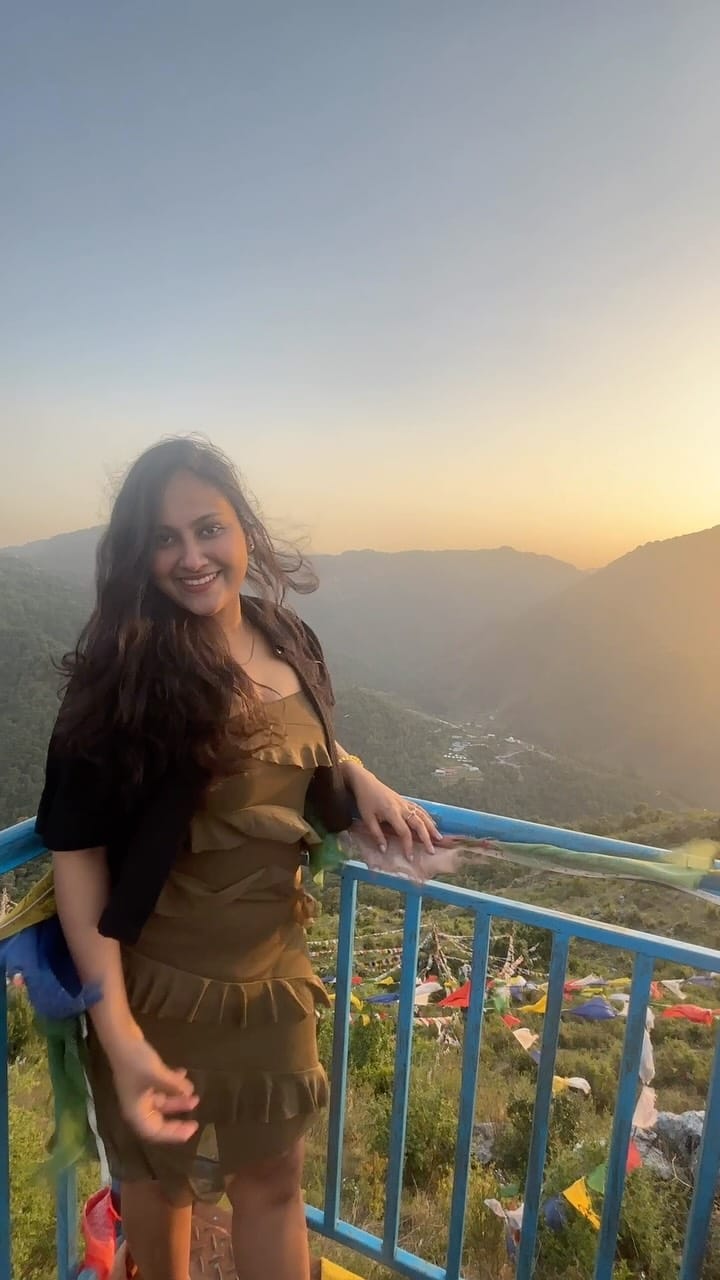 Post 2 by Aditi Choudhury|Fitness•Lifestyle•Fashion| on Instagram (video)